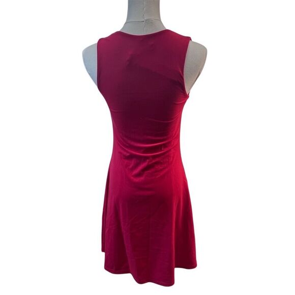 NWT Qinsen Women's Red Square Neck Sleeveless Mini Dress Size M - Picture 2 of 6